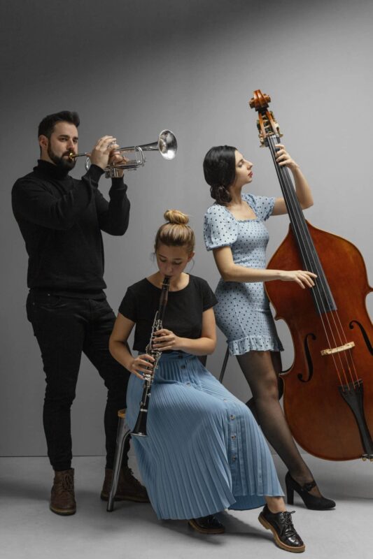 Banda Internacional de Jazz Moderno Leva Sofisticação a Novas Alturas no Festival de Música